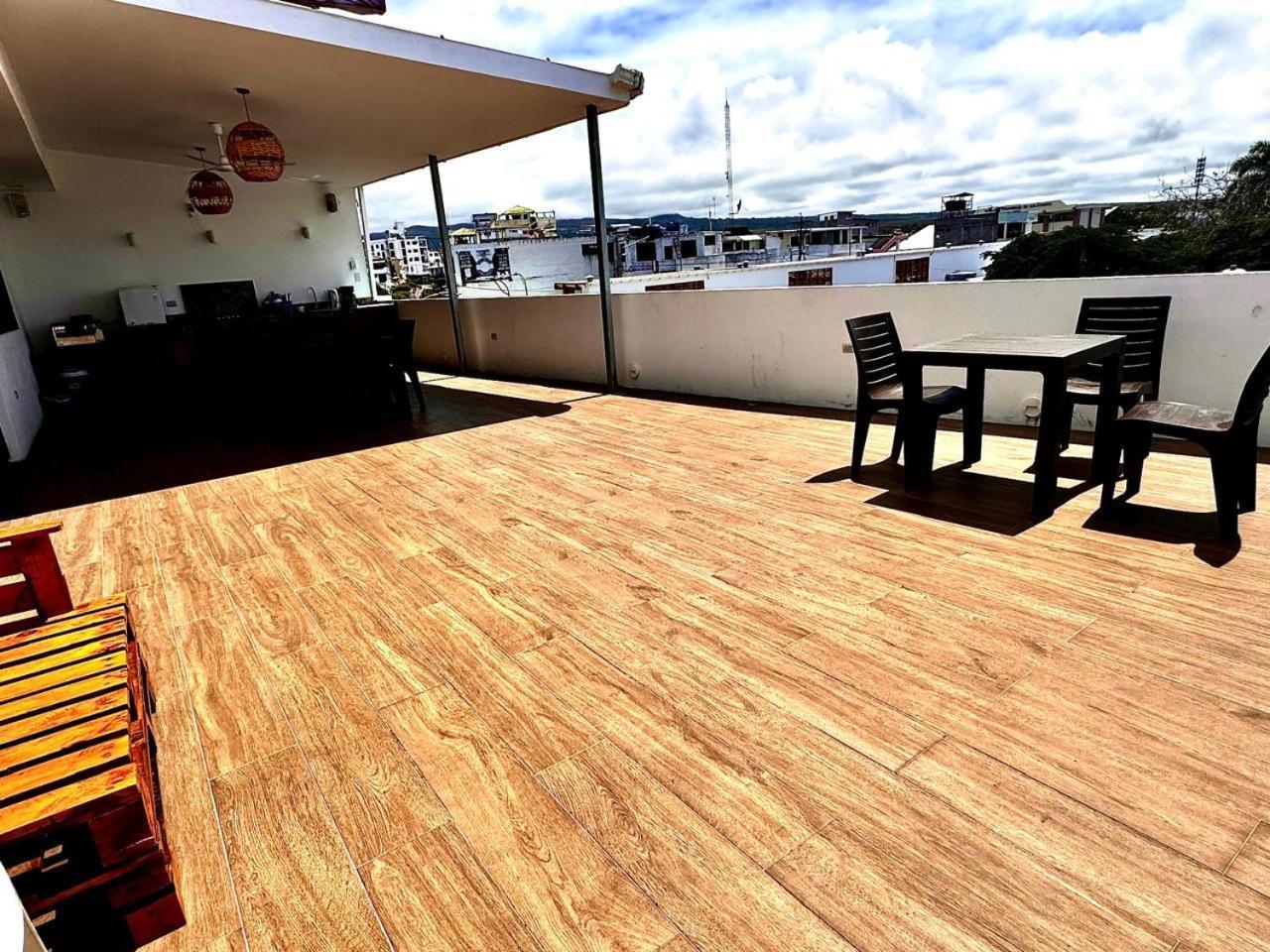 Hostal Muyuyo Puerto Ayora  Zewnętrze zdjęcie