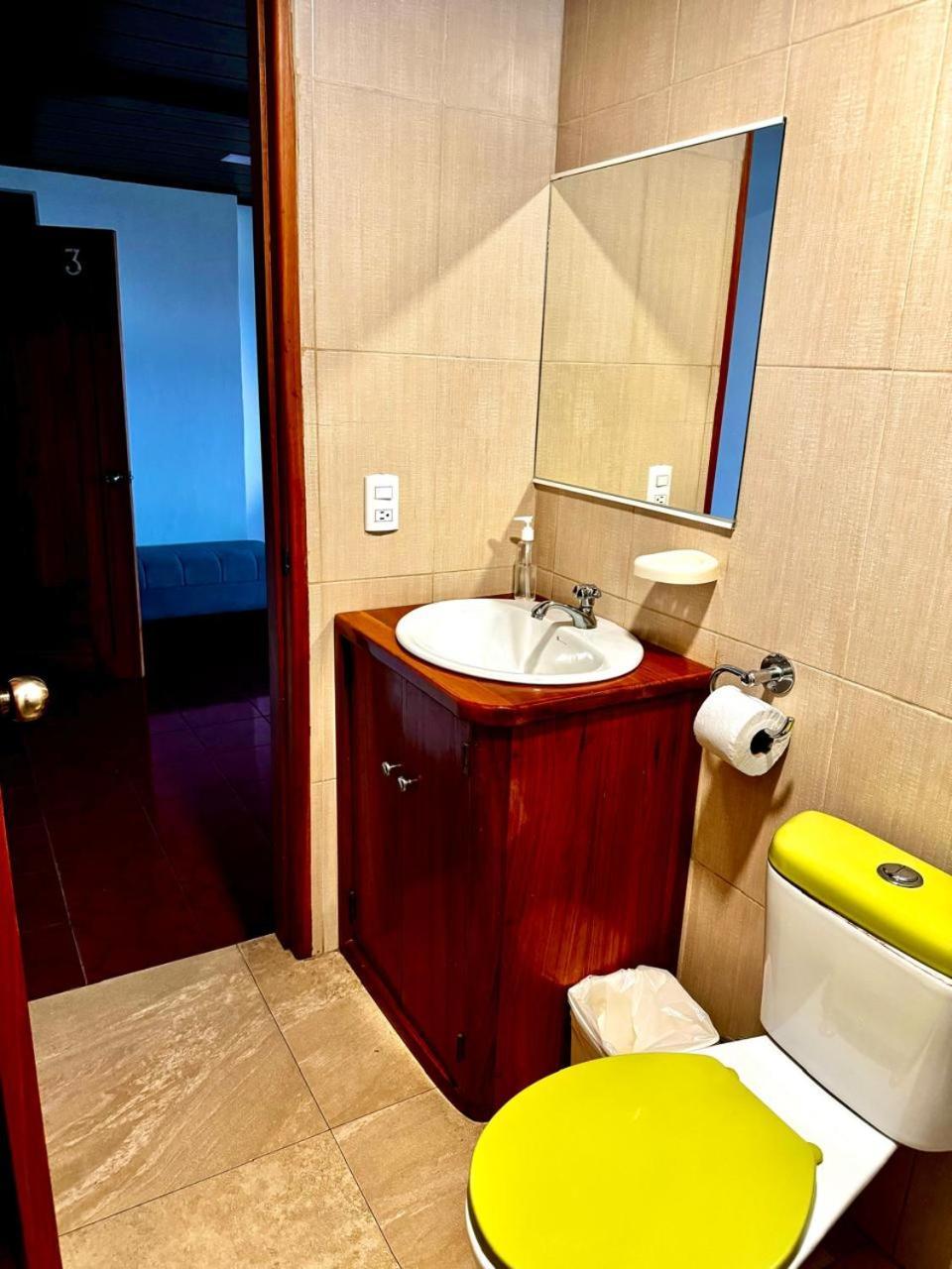 Hostal Muyuyo Puerto Ayora  Zewnętrze zdjęcie